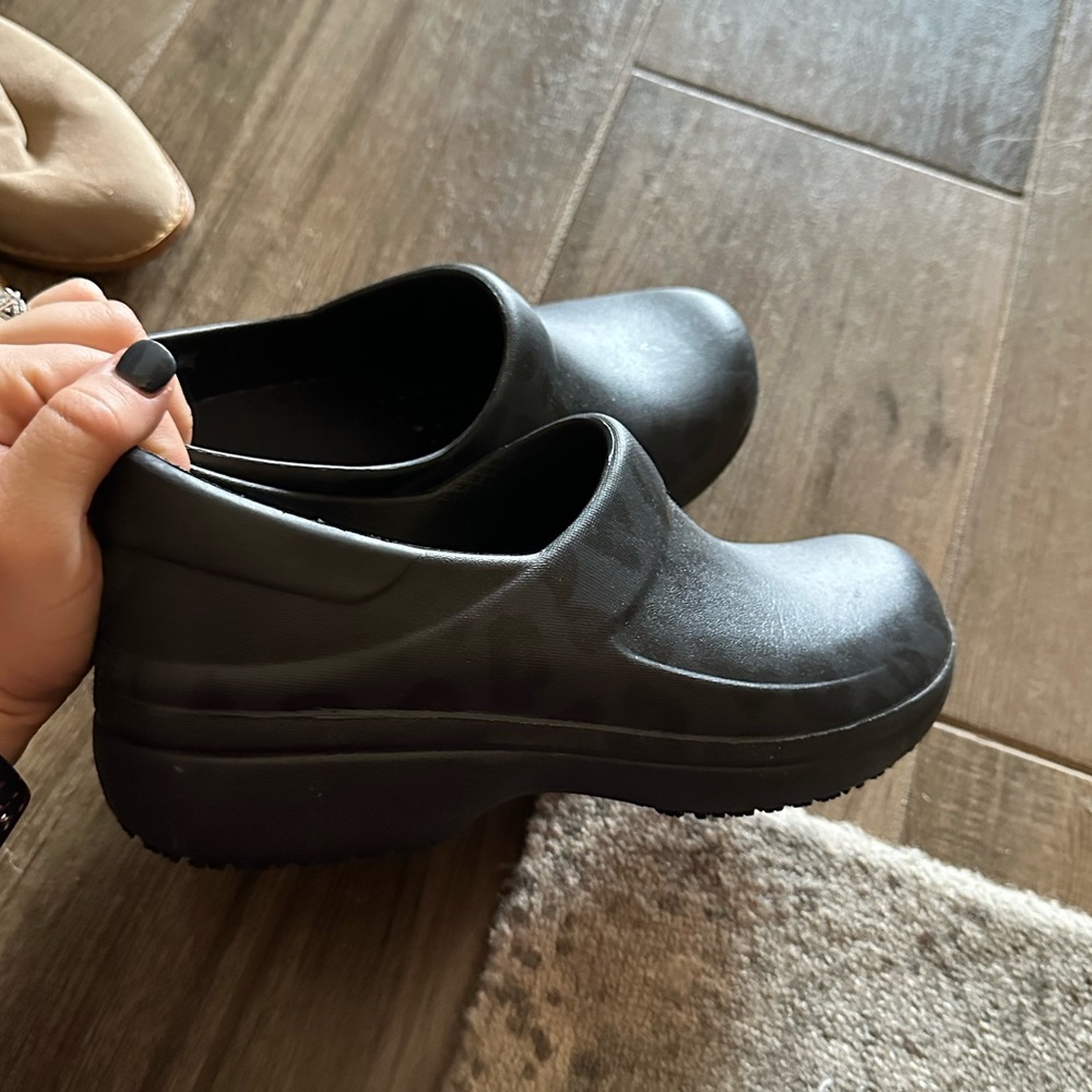 Women’s Crocs Clogs